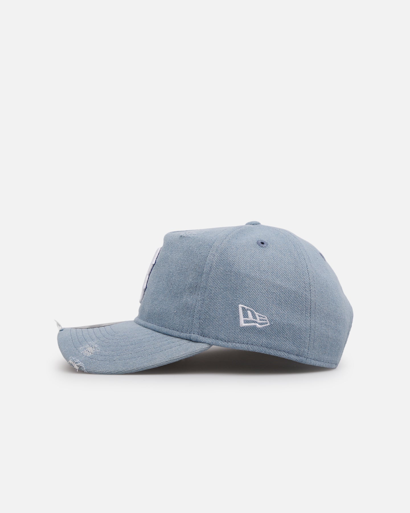 New Era Boston Red Sox 'Distressed Denim' 9FORTY A-Frame Snapback Light Wash Denim