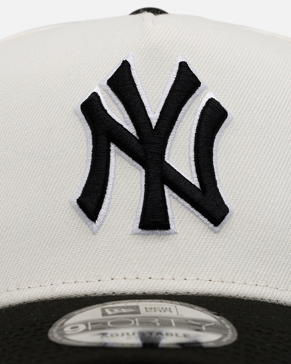 New Era New York Yankees 'Chrome Black' 9FORTY A-Frame Snapback Chrome/Black